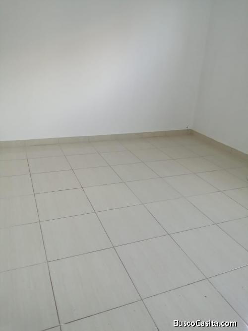 Alquilo departamento en surco