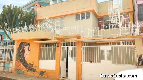 CASA DE 3 PISOS Y 7 HABITACIONES EN VENTA - HUANCAYO