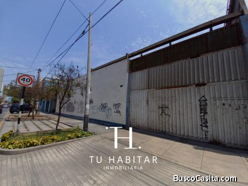 VENTA -Terreno de 2839 m2 en Lince 