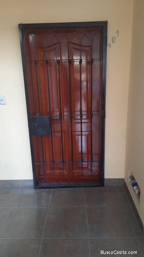 Hermoso Departamento en primer piso con lindos acabados 
