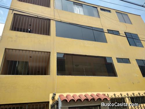 Vendo exclusivo Depa en Urb. Cipreses 4 Dorm. 3 Baños  