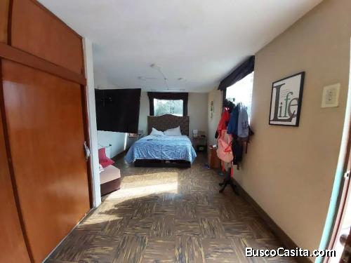 ALQUILO HABITACIONES CON BAÑO PROPIO INDEPENDIENTE