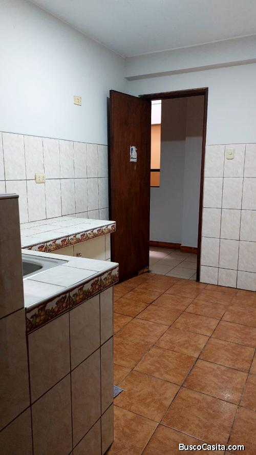 Alquilo Mini Dpto para pareja