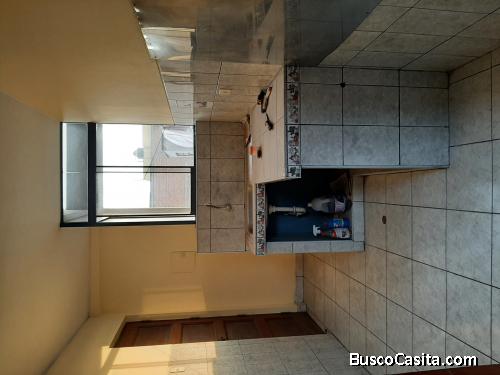 Alquilo 2 habitaciones para pareja (4to piso)