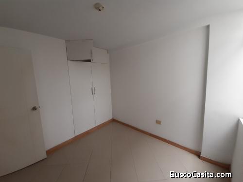REMATO DEPARTAMENTO URB. LAS FLORES, CERCA DE UCV, 5° PISO.