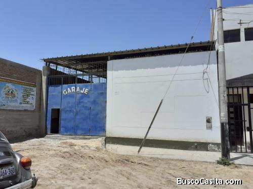 LOCAL COMERCIAL EN LAS BRISAS 200 M2  