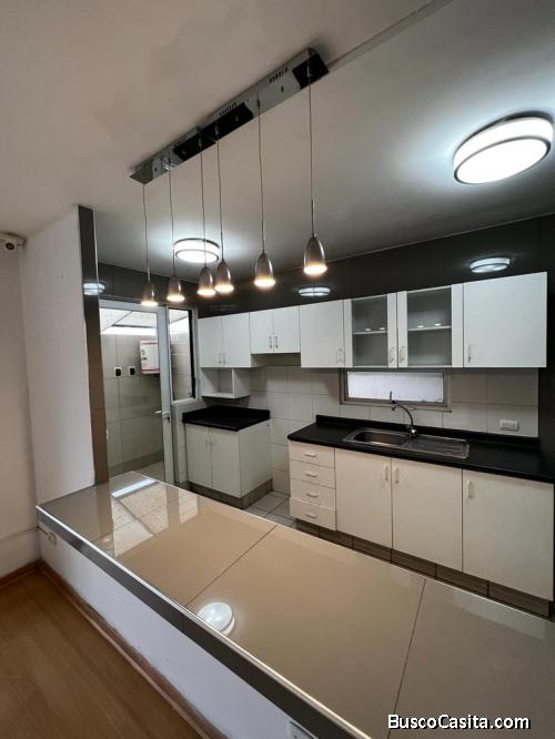 EN LA MOLINA VENTA DE DEPARTAMENTO TRIPLEX EN CONDOMINIO TWON HOUSE