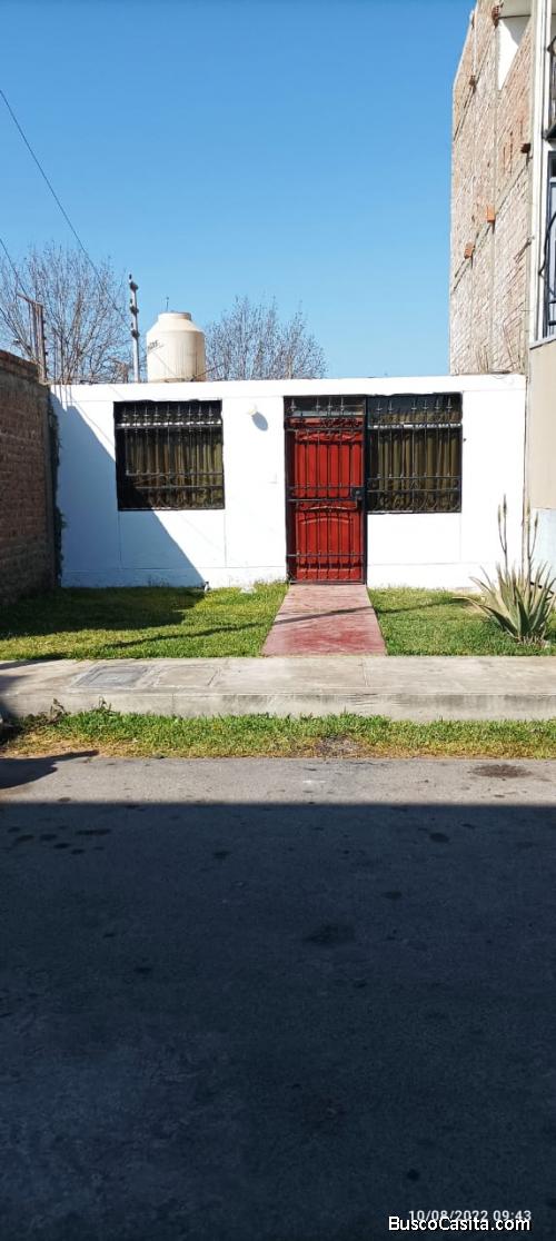 VENTA DE CASA EN LAS PALMERAS ICA