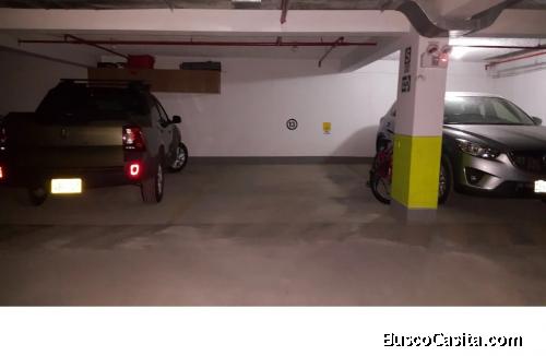 Cochera Techada ,con Control Remoto Vigilancia 24 Horas