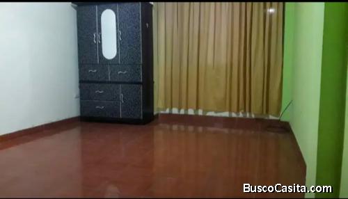 Alquilo Habitación con Baño y Closet, en Trujillo