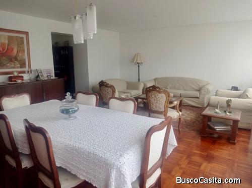 VENDO LINDO DPTO DUPLEX EN SAN ISIDRO LIMITE CON MAGDALENA