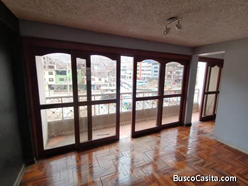 VENTA DE AMPLIO DEPARTAMENTO RIMAC