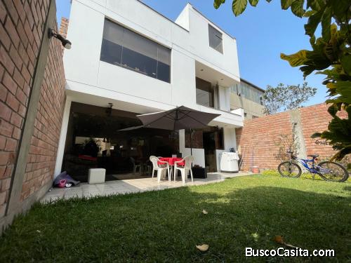 Casa en Venta en Urb. Higuereta - Surquillo Limite Surco