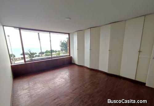 VENTA DE DEPARTAMENTO EN MALECON CISNEROS, MIRAFLORES