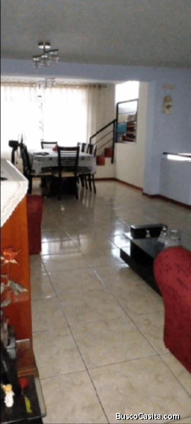 Linda casa con cochera