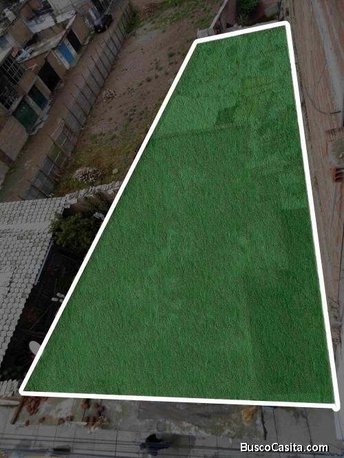 Terreno Comercial en avenida Ferrocarril