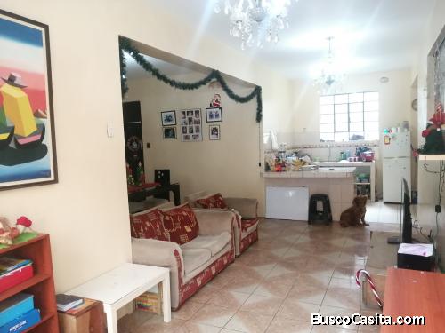Amplio y acogedor departamento de primer piso en venta, Urbanizacion La Colonial. Callao