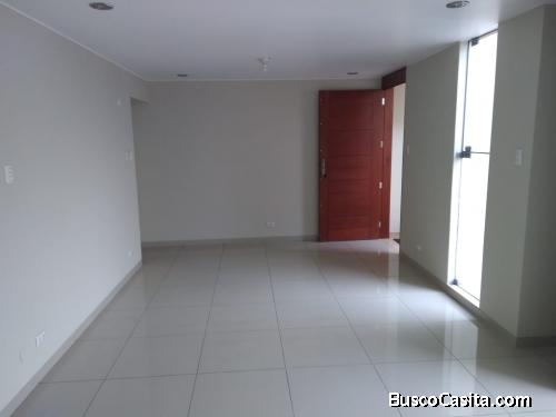 SE ALQUILA DEPARTAMENTO URB. APROVISA LA MOLINA