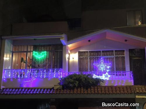 Venta de casa familiar en Los olivos ( Ocasión )