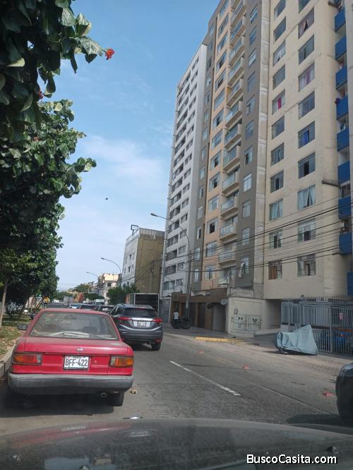 EXCELENTE DEPARTAMENTO EN PUEBLO LIBRE