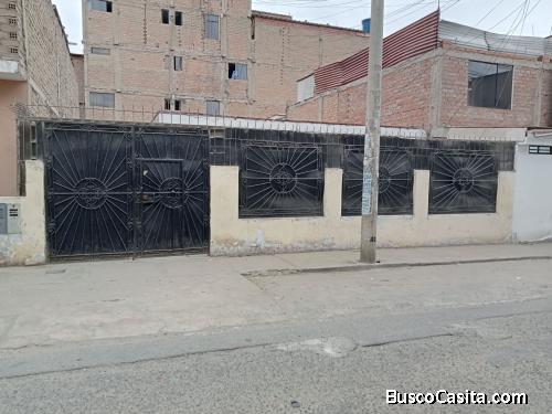 venta de casa como terreno en San Juan de Miraflores