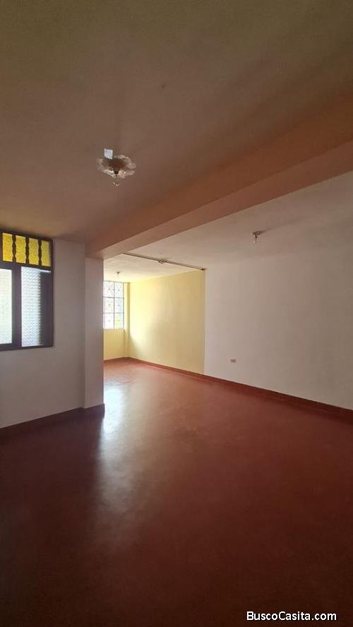 VENTA CASA EN TRUJILLO - CERCA A COMISARIA DE FLORENCIA DE MORA