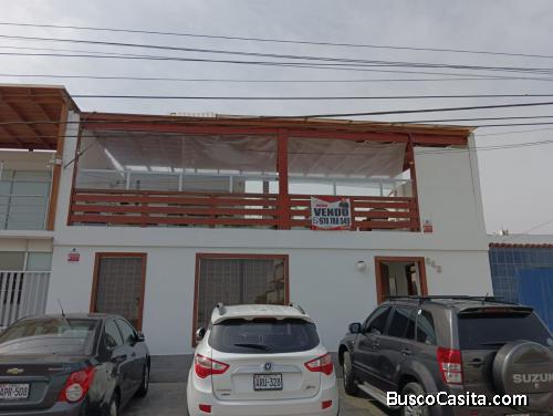 Venta de casa con piscina en San Bartolo