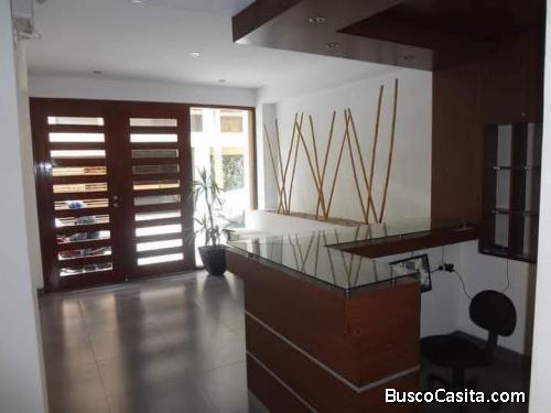 VENDO  HERMOSO Y AMPLIO DEPARTAMENTO CON ESTACIONAMIENTO EN  EXCLUSIVO BALNEARIO DE PIMENTEL CHICLAY
