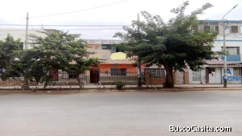 APROVECHA LA OPORTUNIDAD Y ADQUIERE ESTA AMPLIA CASA CON 2 FRENTES, UBICADA EN LA AV. TACNA DE CASTI