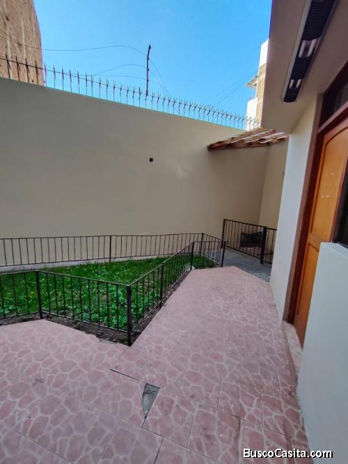 SE VENDE CASA EN URB. GALENO - TRUJILLO