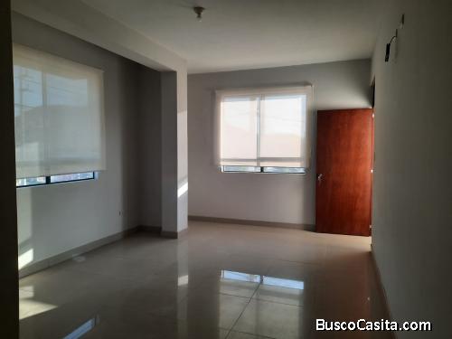 alquiler de habitacion amplia av f cerca a oficinas de petroperu en provincia de Talara 