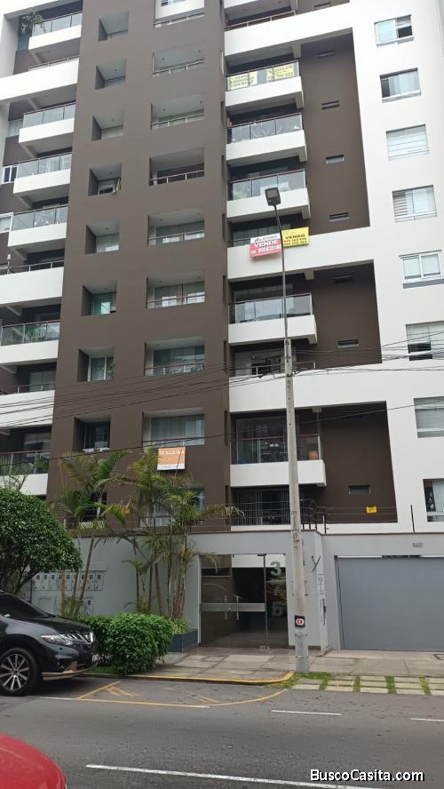 EXCELENTE DEPARTAMENTO SEGUNDO PISO EN MIRAFLORES