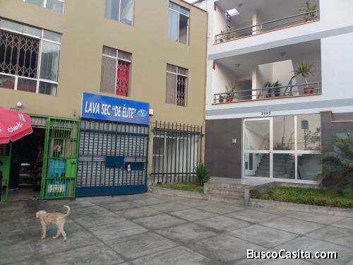 Vendo local comercial en La Molina