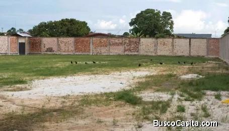 Vendo Terreno Céntrico, Nivelado Y Cerrado, De 5 066 M2 En Iquitos