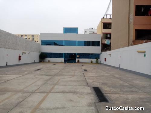 VENDO LOCAL COMERCIAL EN AVENIDA ESCARDO EN SAN MIGUEL