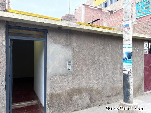 CASA EN VENTA - LATINA - JLO