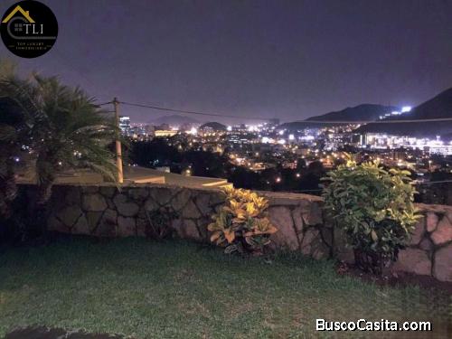 ¿Buscas Seguridad y Estatus? Vendo Casa (470m2) en Urb.Las Casuarinas de Monterrico