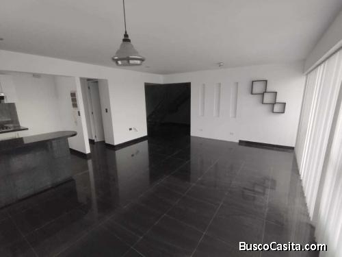 Duplex Victor Alzamora (Surquillo)