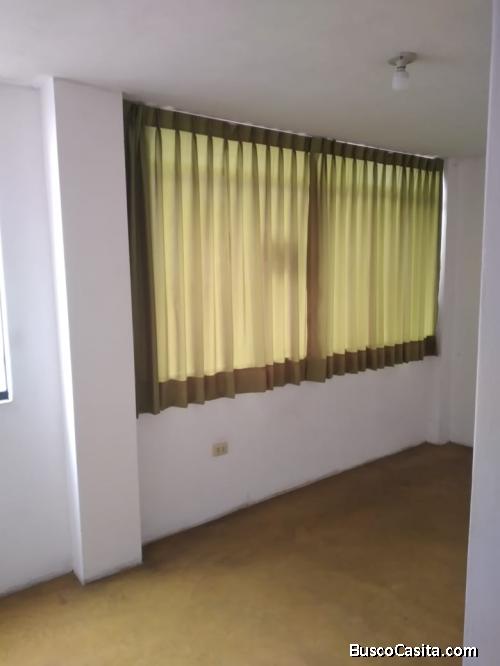 ALQUILER DE MINIDEPARTAMENTO EN S.J.M.