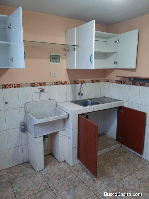 Alquilo departamento 2 dormitorios cerca La Rambla San Borja