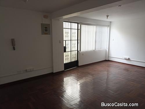 Oficina de 1 habitación en el Barrio Médico, Surquillo