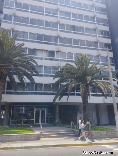 DEPARTAMENTO EN VENTA PARA REMODELAR EN MIRAFLORES 