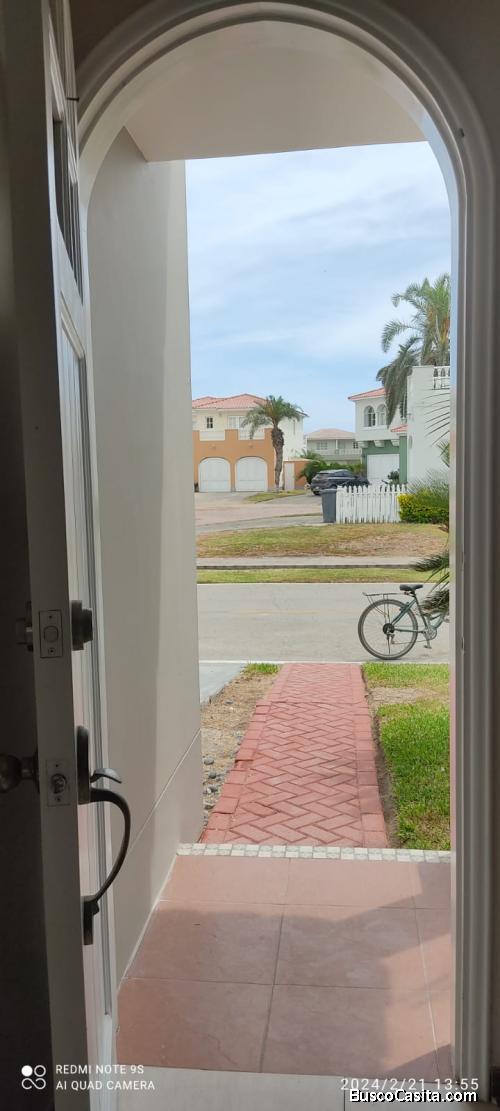 casa en exclusiva zona de Lurín-condominio cerrado