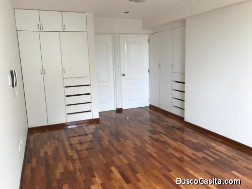 VENTA DE DUPLEX RAMON RIBEYRO MIRAFLORES 