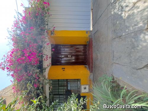 VENDO CASA EN ALFONSO COBIAN CHACLACAYO 