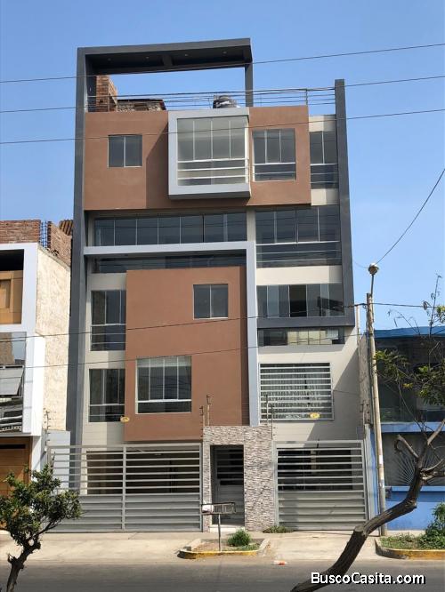 Vendo Dpto 4to Piso en Av. Los Colibries Mz. G3 Lote 04 Trujillo