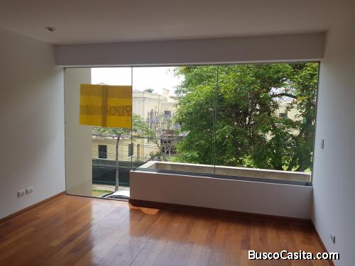 Vendo departamento en Miraflores 3 dormitorios