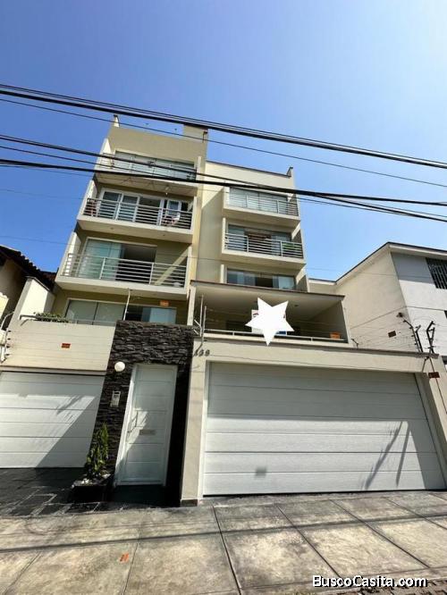 VENTA DE DEPARTAMENTO FRENTE A PARQUE EN PRIMER PISO LA ALBORADA SURCO