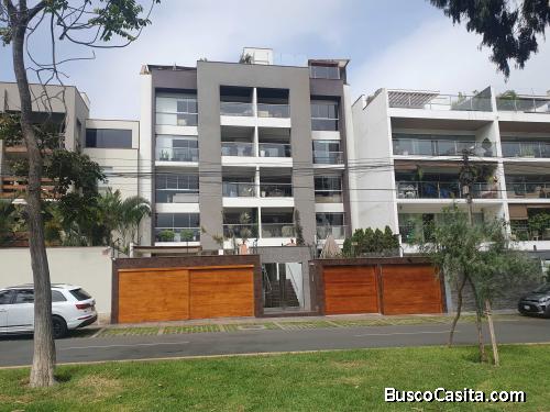 Venta de Departamento en Av La Floresta de Chacarilla Surco 200m2