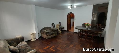 Vendo lindo departamento por la molina 